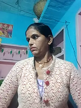 Snapshot of Mohni_cute chatting on November 26, 2025, 1:49 am Mohni cute online show from November 26, 2025, 1:49 am