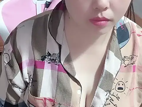 Snapshot of Sunna104 chatting on January 9, 2026, 10:22 am Sunna104 online show from January 9, 2026, 10:22 am