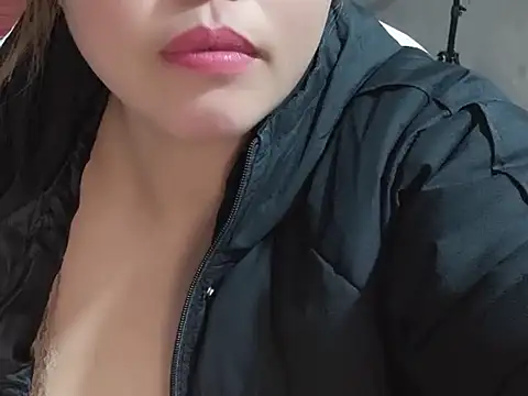 Snapshot of Sunna104 chatting on January 11, 2026, 9:22 pm Sunna104 online show from January 11, 2026, 9:22 pm