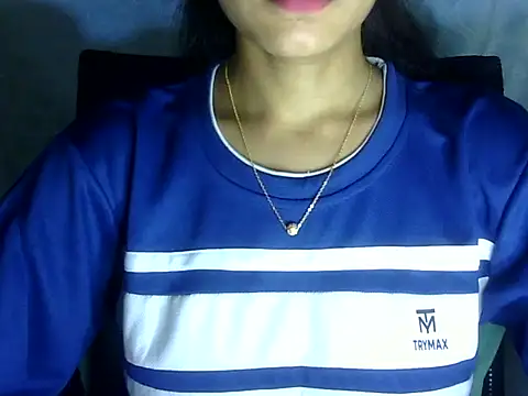 Snapshot of Shazi_1 chatting on May 22, 2026, 3:32 pm Shazi 1 online show from May 22, 2026, 3:32 pm