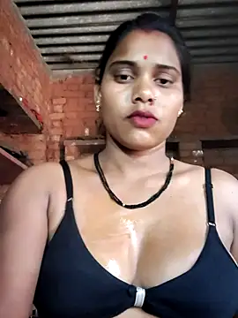 Katrina kaif143 online show from April 2, 2026, 9:27 am