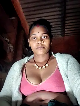 Katrina kaif143 online show from January 13, 2026, 8:18 am