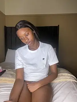 Snapshot of Sirah1 chatting on January 31, 2026, 8:40 pm Sirah1 online show from January 31, 2026, 8:40 pm