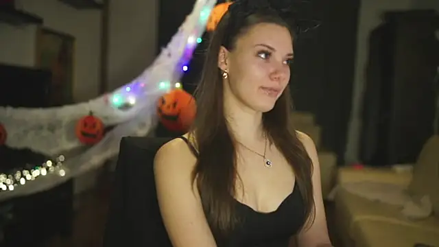 Snapshot of CandyStorm chatting on October 28, 2025, 8:19 pm CandyStorm online show from October 28, 2025, 8:19 pm