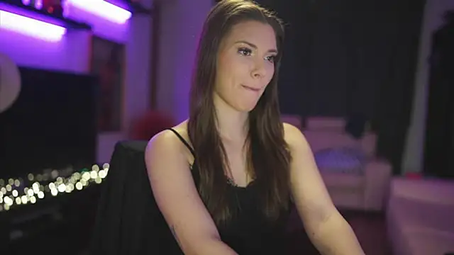 Snapshot of CandyStorm chatting on October 23, 2025, 6:39 pm CandyStorm online show from October 23, 2025, 6:39 pm