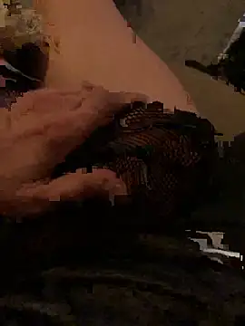 Snapshot of shorty-phat chatting on December 20, 2025, 2:14 am shorty-phat online show from December 20, 2025, 2:14 am