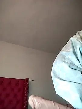 Valentina Squirt- online show from November 30, 2025, 10:05 am