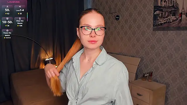 Snapshot of LibbyVenzeio chatting on November 19, 2025, 7:08 am LibbyVenzeio online show from November 19, 2025, 7:08 am