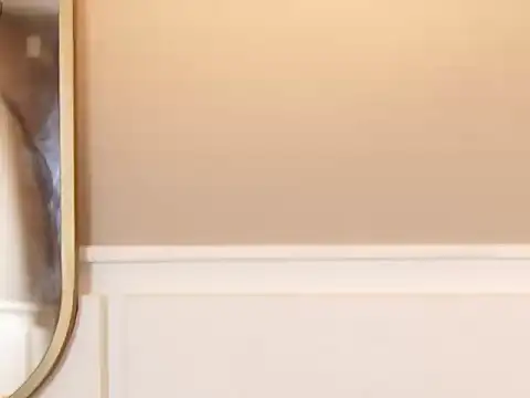 Roxy Vega online show from October 9, 2025, 12:38 pm