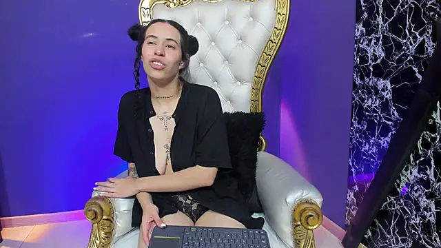 Snapshot of Annie_roselle chatting on December 4, 2025, 12:26 pm Annie roselle online show from December 4, 2025, 12:26 pm