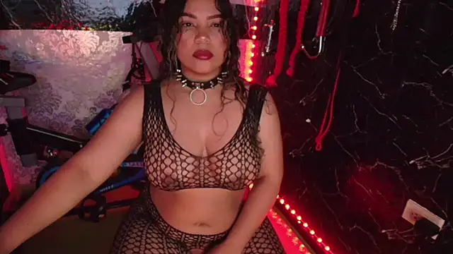 Snapshot of scarlet_queen__ chatting on November 14, 2025, 7:50 pm scarlet queen online show from November 14, 2025, 7:50 pm