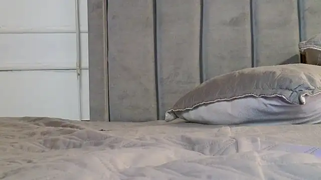 luxuryheaven 8 online show from November 28, 2025, 7:47 pm