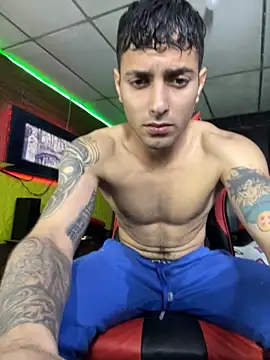 alessandro290 online show from October 1, 2025, 10:02 pm