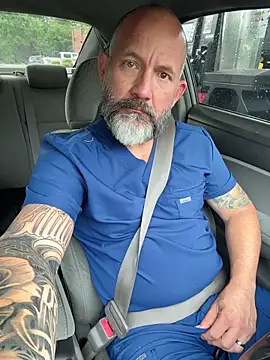 Snapshot of fuckadilf chatting on May 7, 2026, 4:10 pm fuckadilf online show from May 7, 2026, 4:10 pm