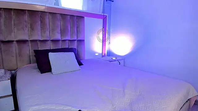 Snapshot of SamyShark chatting on October 31, 2025, 6:26 pm SamyShark online show from October 31, 2025, 6:26 pm