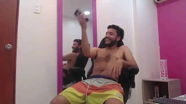 Juan FelipeX01 online show from November 8, 2025, 4:43 pm