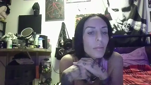 Snapshot of inkdhollow1 chatting on October 31, 2025, 3:03 am inkdhollow1 online show from October 31, 2025, 3:03 am