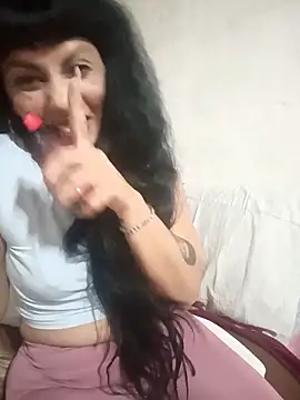 majito30 online show from April 23, 2026, 10:11 pm