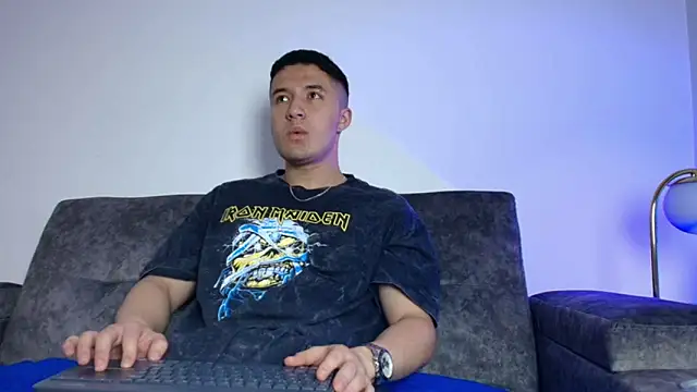 Snapshot of EthanConnor_ chatting on October 8, 2025, 12:17 pm EthanConnor online show from October 8, 2025, 12:17 pm