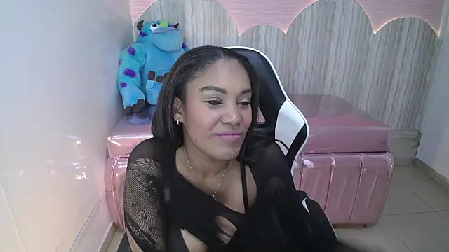 Snapshot of kamala_a chatting on November 16, 2025, 2:11 pm kamala a online show from November 16, 2025, 2:11 pm