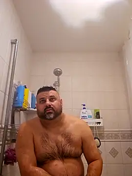 Snapshot of Roddog18 chatting on November 15, 2025, 6:17 am Roddog18 online show from November 15, 2025, 6:17 am