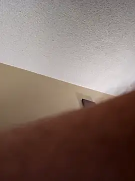 Roddog18 online show from February 15, 2026, 7:51 am