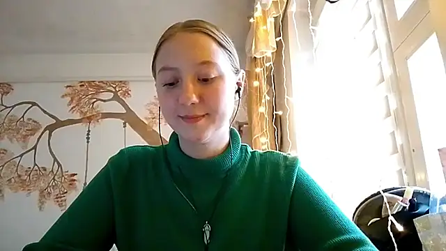 Snapshot of CarynFlaryn chatting on September 30, 2025, 6:08 am CarynFlaryn online show from September 30, 2025, 6:08 am
