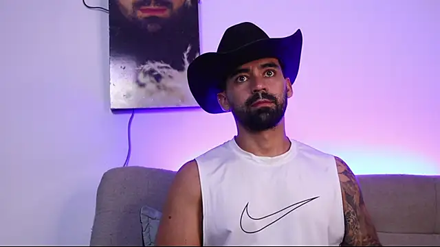 SOY MIKE online show from February 17, 2026, 11:02 pm