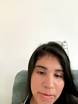 Snapshot of SophieWalker_ chatting on October 25, 2025, 9:37 pm SophieWalker  online show from October 25, 2025, 9:37 pm