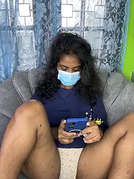 SukiyamaAsia online show from December 4, 2025, 7:40 am