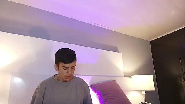 Snapshot of Dylan_Katte chatting on February 8, 2026, 3:04 am Dylan Katte online show from February 8, 2026, 3:04 am