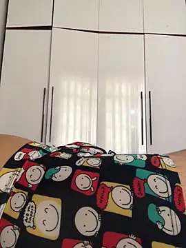 khonglongvong86 online show from October 9, 2025, 6:47 am