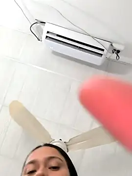 Nadia hasbun online show from October 24, 2025, 10:42 pm