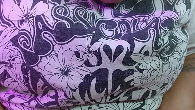 roxx iie online show from November 17, 2025, 2:21 pm