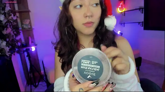 Snapshot of Kora_Red69 chatting on December 4, 2025, 2:16 pm Kora Red69 online show from December 4, 2025, 2:16 pm