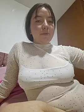 annyaparis online show from May 1, 2026, 1:54 am