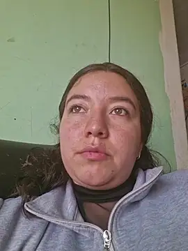 Snapshot of annyaparis chatting on October 19, 2025, 4:10 pm annyaparis online show from October 19, 2025, 4:10 pm