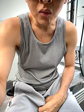 Snapshot of LiamMyst chatting on December 18, 2025, 2:21 pm LiamMyst online show from December 18, 2025, 2:21 pm