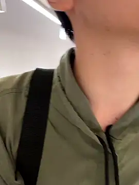 Snapshot of LiamMyst chatting on January 12, 2026, 12:06 am LiamMyst online show from January 12, 2026, 12:06 am