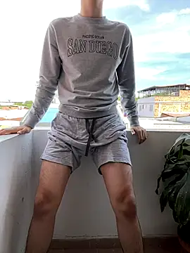 Snapshot of LiamMyst chatting on November 12, 2025, 1:48 pm LiamMyst online show from November 12, 2025, 1:48 pm