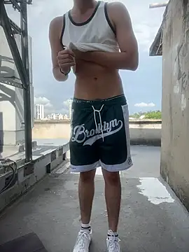 Snapshot of LiamMyst chatting on December 15, 2025, 2:56 pm LiamMyst online show from December 15, 2025, 2:56 pm