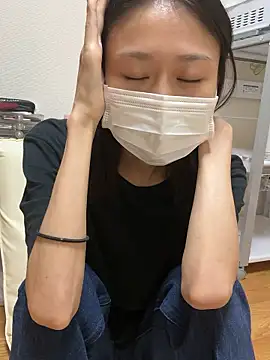 mia2 jp online show from October 8, 2025, 5:09 am