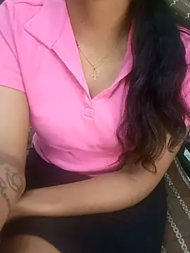 Snapshot of tamil_thaara03 chatting on December 14, 2025, 5:40 pm tamil thaara03 online show from December 14, 2025, 5:40 pm