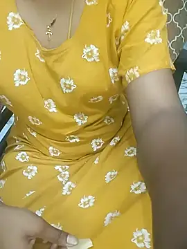 Snapshot of tamil_thaara03 chatting on November 9, 2025, 4:44 pm tamil thaara03 online show from November 9, 2025, 4:44 pm