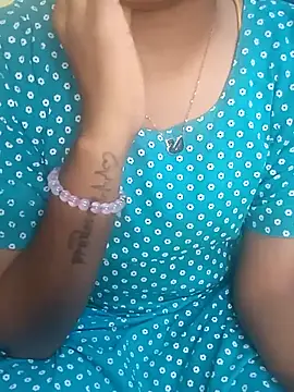 Snapshot of tamil_thaara03 chatting on October 23, 2025, 4:38 pm tamil thaara03 online show from October 23, 2025, 4:38 pm