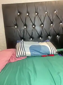 Snapshot of GroveBabie69 chatting on April 13, 2026, 5:06 pm GroveBabie69 online show from April 13, 2026, 5:06 pm