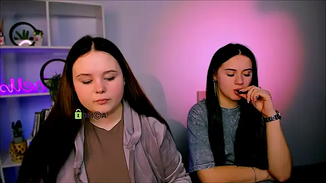 vivy star1 online show from March 26, 2026, 7:45 pm