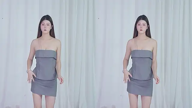 QY-003 online show from December 15, 2025, 2:06 am