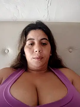 Benditofetiche online show from April 17, 2026, 11:46 am