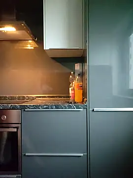 Snapshot of rezzzze chatting on November 30, 2025, 7:31 am rezzzze online show from November 30, 2025, 7:31 am